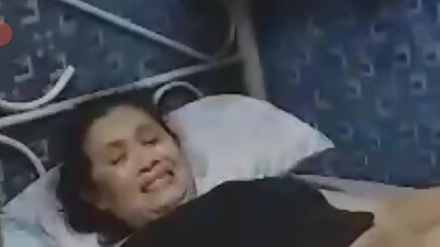 Assy squeeze my dick on missionary and hard fuck to her pussy .and she said she',s virgin  she feels good so tight