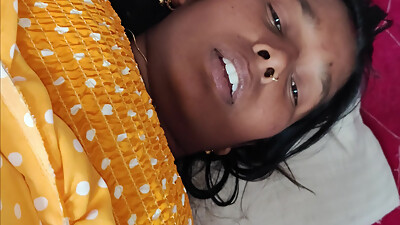 Desi bhabhi sex - Jija Apne pregnant sali ko Shahar ghuma raha hai isliye bhabhi ne aapne chut me jija ko dalne Diya.