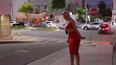 BLACKEDRAW Blonde Baddie Bambi Barton Ditches Boyfriend For Jason',s Massive BBC