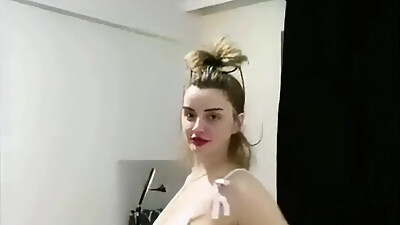 Fat Turkish girl doing anal