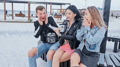 Hot Babes Bring The Guy Home To Fuck Them Threesome