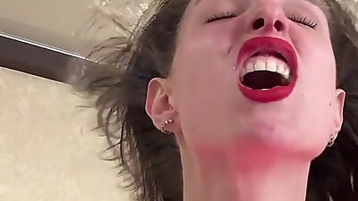 Twins Puff Face Play POV