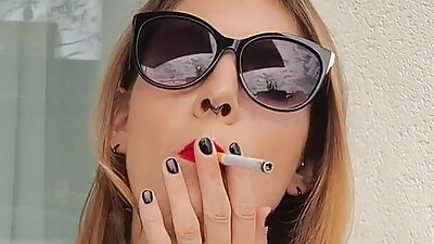 A Quiet Afternoon Smoke