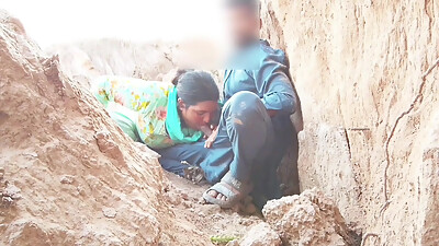 Khule pahadon mein gand Mari bade pahad sex