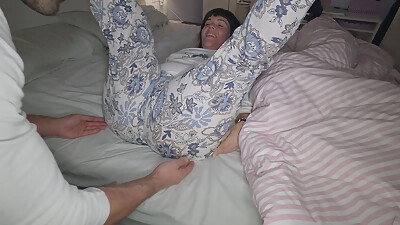 I Fuck My chubby Stepmom and fill her fat pussy with a good load of semen